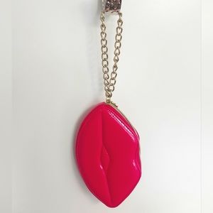 Betsey Johnson 💋 Hot Pink Lips Wristlet
